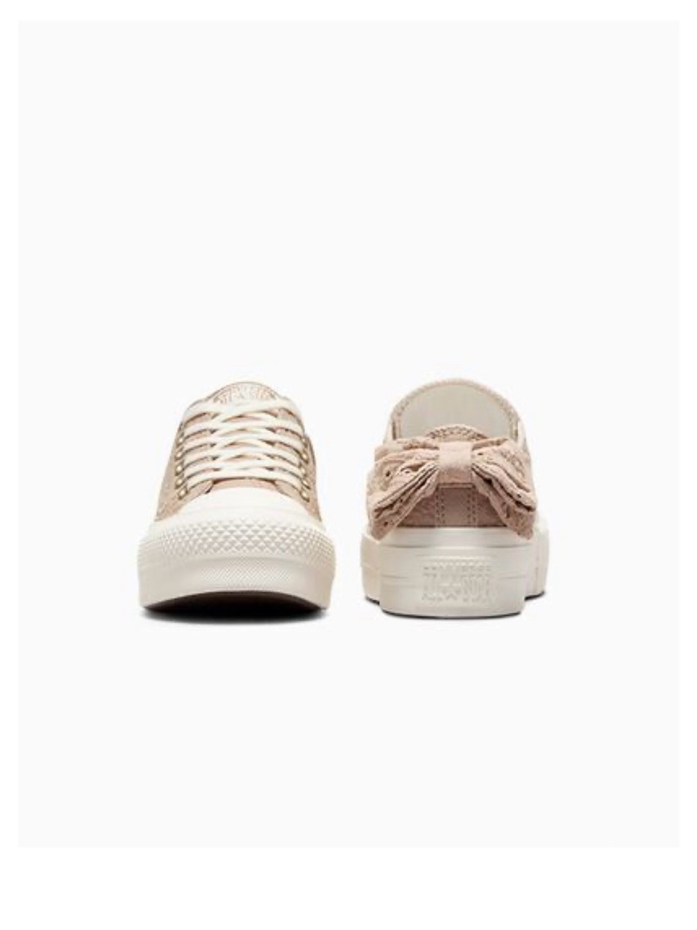 NEW Women’s Converse Chuck Taylor All Star Lift Low Bows A10246C Platform Shoes - Picture 4 of 16